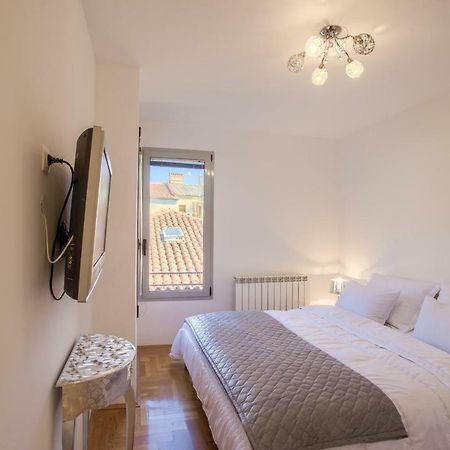 Apartment San Rocco Center Pula Ngoại thất bức ảnh